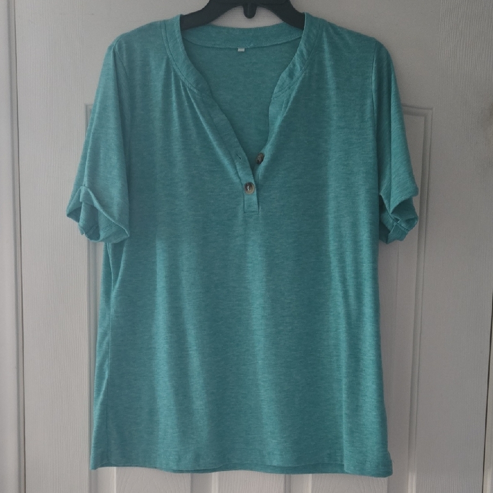 Teal Button-Up Short Sleeve Shirt